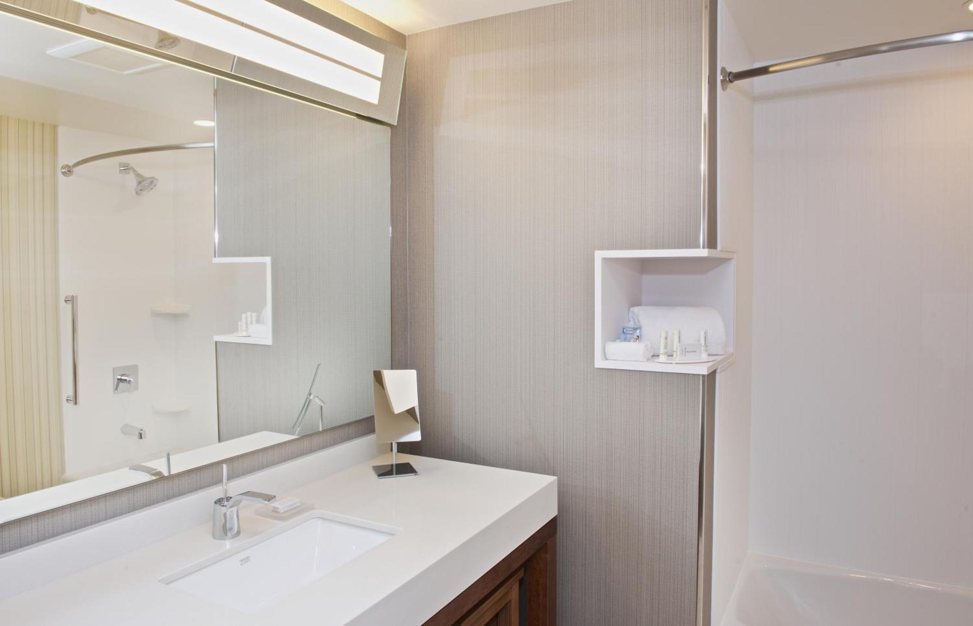 Courtyard By Marriott Seattle Everett Downtown Esterno foto