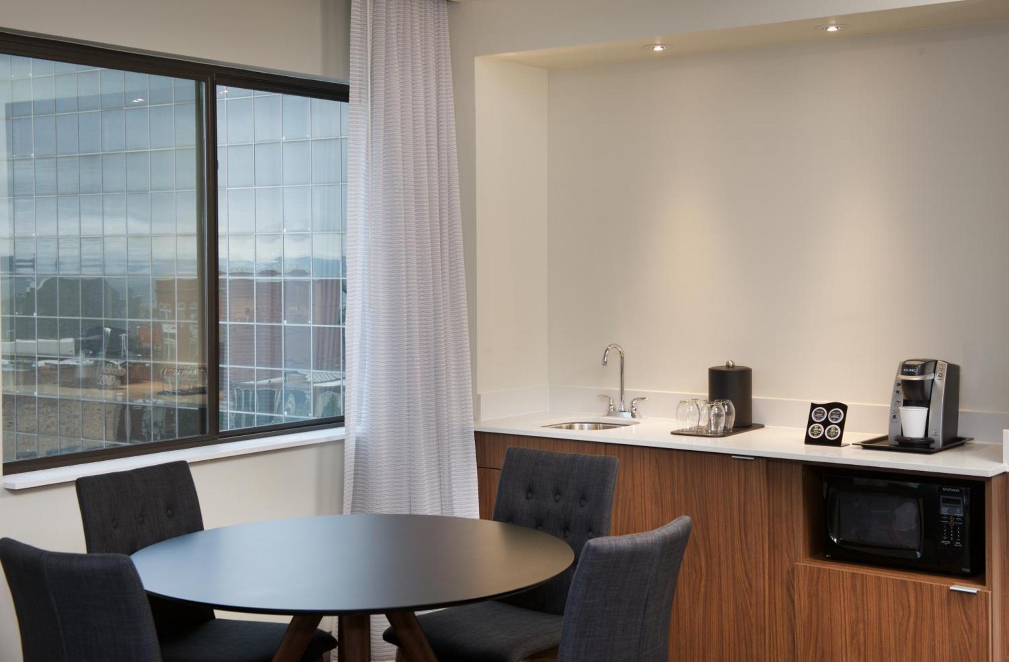 Courtyard By Marriott Seattle Everett Downtown Esterno foto